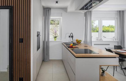 4 Bedroom Stunning Home In Nova Vas - Foto 17