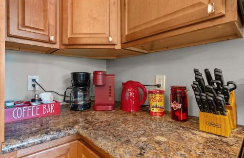 Coca Cola Cottage - Stay & Play Near Purina Farms - Dog Friendly - Foto 25