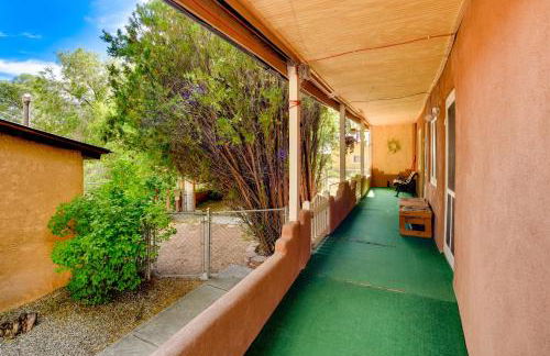 Cordova Vacation Rental with Porch Hike and Explore! - Foto 18