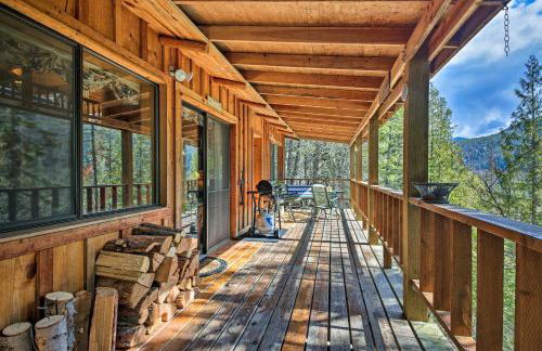 Private Yaak River Hideaway with Deck and Mtn Views! - Foto 21