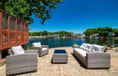 Lake Front Outdoor Living Sleeps 8 - Foto 44