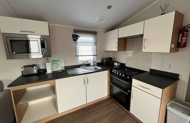 Stunning 8 Berth Caravan in Poole - Foto 8