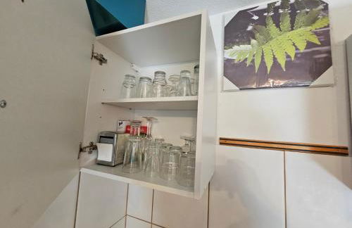 Winterberg Appartement 6 Pers aan Skilift grootste Skigebied nabij Bikepark Unieke locatie met zeer rustige tuin in het bos en het gezellige centrum leuke cafes restaurants en gratis zwembad sauna relax speelruimte parkeerplaats naast Der Brabander - Foto 52