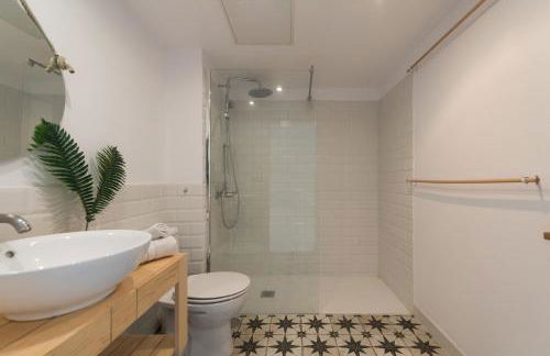 Adam's Place - Foto 15