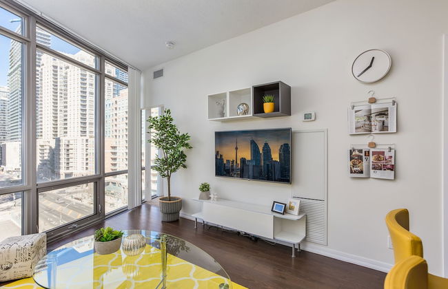 QuickStay - Luxury on Bay St. (Yonge & College) - Foto 48