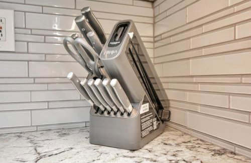 Backyard Oasis-Pool & Grill-Heart of Friendswood - Foto 22