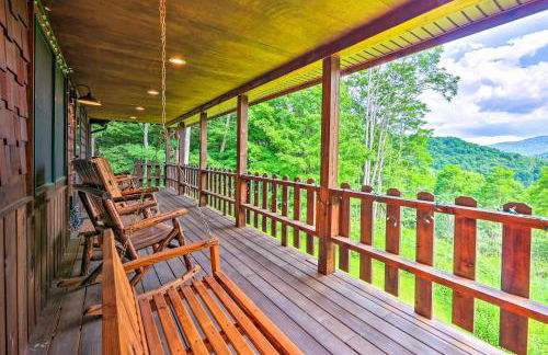 Slaty Fork Escape with Mountain View and Hot Tub! - Foto 2