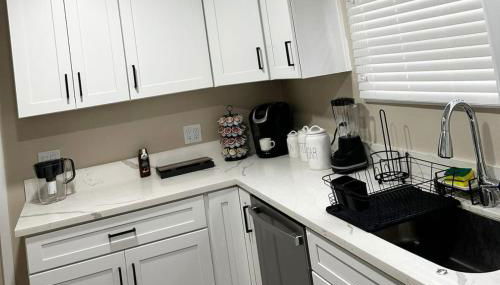 Modern Home Near Ontario Airport - Foto 4