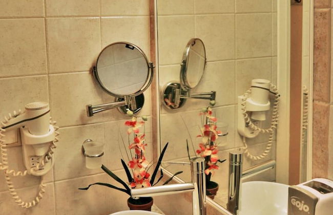 Hotel Aeollos - Photo 40