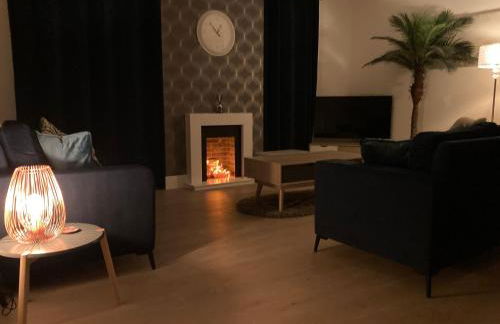 Family and Dog Friendly Luxury 3 Bed Property - With hot tub - Foto 18