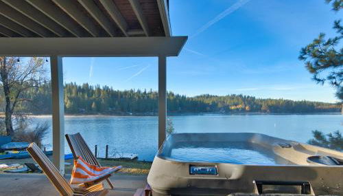 Lakefront Villa with 180 degree view private dock and boats - Foto 3