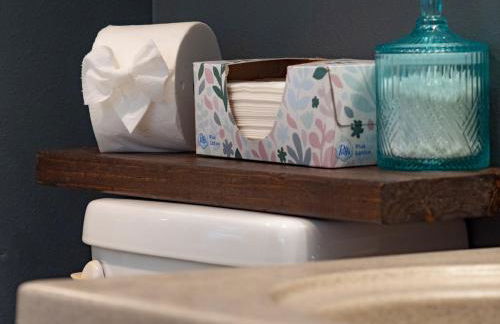 Musicians Escape in South Seattle Near It All - Foto 26