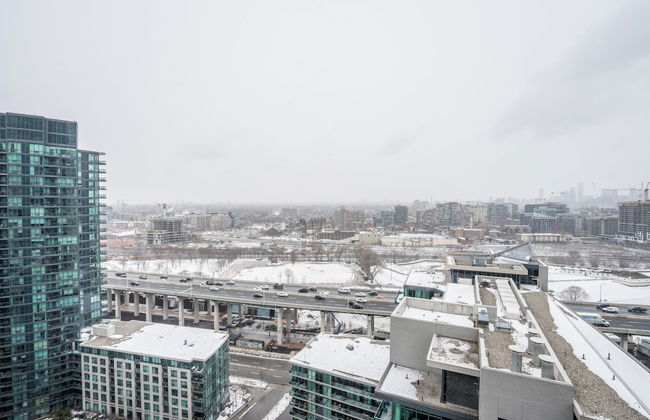 Aaira Suites at Fort York - Foto 24