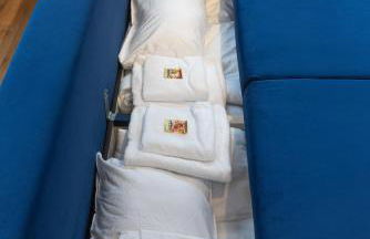 Stilvoll & zentral in der Innenstadt, nahe Hauptbahnhof und Limbecker Platz, helle und großzügige Räume, voll ausgestattete Küche - Photo 25