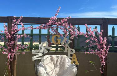 Pé na areia, vista incrível, casa aconchegante, ampla e de um astral - Foto 36