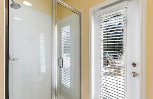 Extended Pool Deck - South Facing - Pool & Spa - Game Room - Family Friendly - Nr Disney - Foto 9