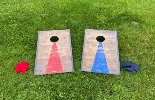 Spacious Pocono Home with Hot Tub and Fire Pit - Foto 32