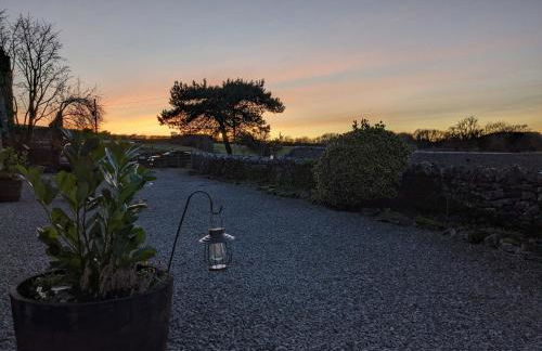 The Dairy, Yealand Redmayne in a rural setting, bring your dogs and horse - Photo 23