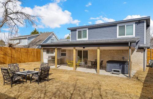 Frisco Getaway Hometel w the Spa and Outdoor Kitchen - Foto 2