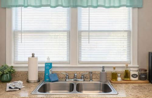 The Rustic Retreat- close to downtown - Foto 5