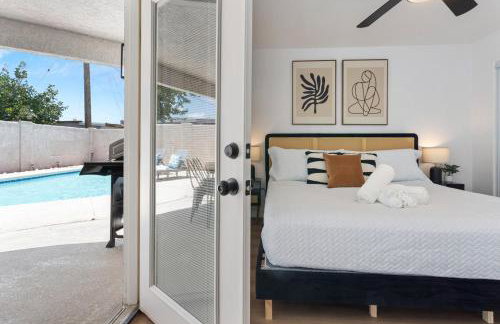 North Vegas Family Oasis 4BR, Pool, BBQ, Games - Foto 14