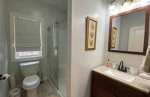 9 Bedroom Saratoga Retreat, In-Ground Heated Pool, HotTub, Firepit, Gourmet Kitchen, Private Office - Foto 28