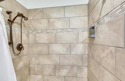 Central Lava Hot Springs Studio with Deck and Views! - Foto 20