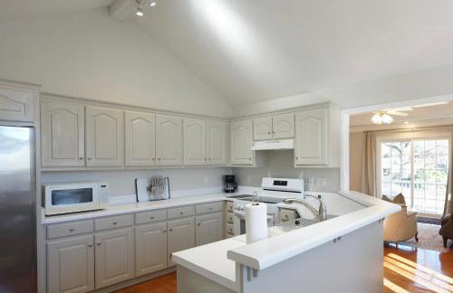 The Cottage at GSP - A & B - Photo 20