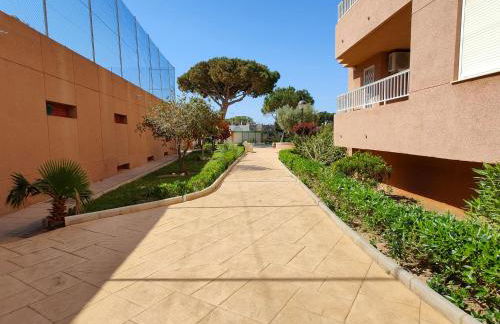 Global Properties, Practico apartamento con piscina en Residencial Brezo Canet - Foto 45