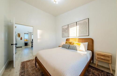 Brycegate Retreat. Stunning Views. Modern Comforts. - Photo 14