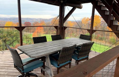 Incredible Tower Located on a Farm Surrounded by Forests, Lakes and Mountains in Granville, New York! - Foto 11