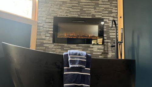 The Blue Spruce - Photo 2