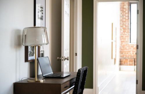 Top Floor Penthouse at the Historic Levy Building - Foto 12