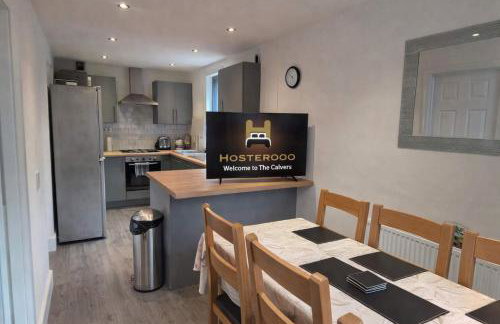 The Calvers - Contractor ready 4-bed house parking, fast WIFI & smart TVs by Hosterooo - Foto 1