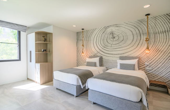 Benviar Tonson Residence - Photo 37