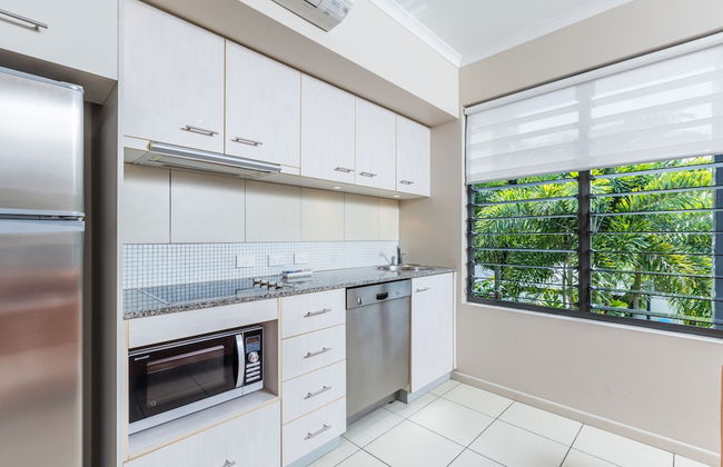 Sea Point On Trinity Beach - Photo 23