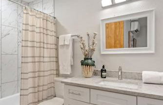 Steps to Downtown- Cozy studio - Quiet neighborhood - Foto 9