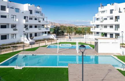 Luxury apartment - Lake & Life Resort - Jacuzzi - Gym - Foto 25