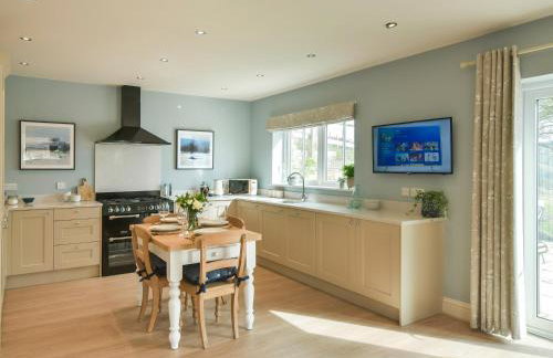 Walton House Cottage - Photo 14