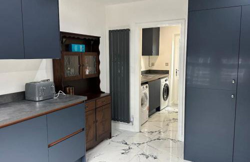 5-Bedroom Cottage in New Waltham, Grimsby - Photo 13