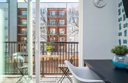 1BR with Balcony in Downtown 542Blvd205 - Foto 16