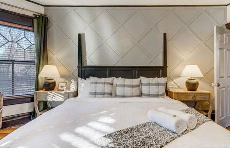 Noble Mansion 7 Bedrooms w Hot Tub Firepit & BBQ - Foto 24