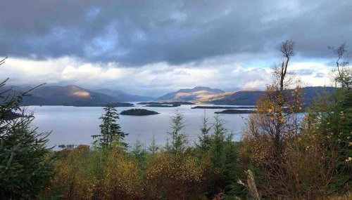 The Loch Lomond Townhouse In The Centre of Balloch - Foto 2