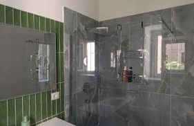 Colosseum Apartment, 3 bedrooms, 3 baths, large living room with a sofa bed, the apartment can accommodate 8 people - Foto 13