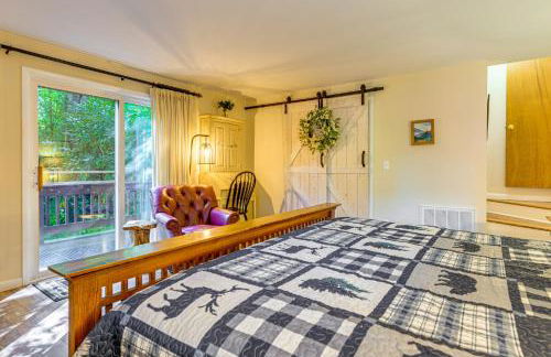 Hot Tub and Fire Pit Cozy Cabin in Maggie Valley - Foto 13