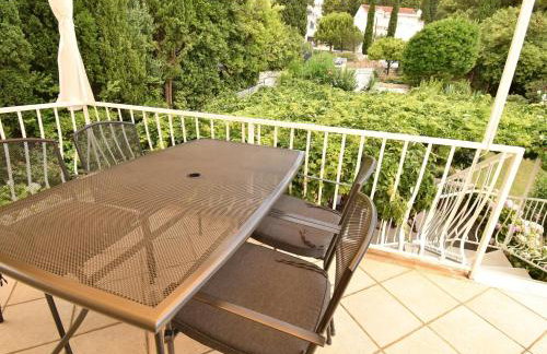 2 bedroom apartment with garden - Foto 28