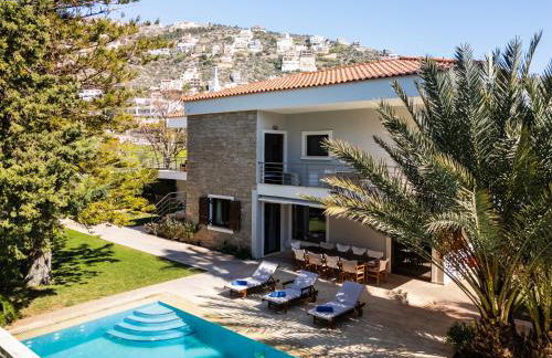 Villa Saronida - Photo 2