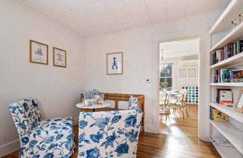 The Curator's Retreat For 8 - Photo 34