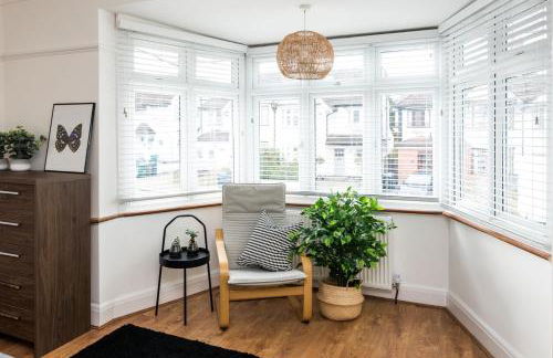 Contemporary 5 Bedroom with Garden North Finchley - Foto 22