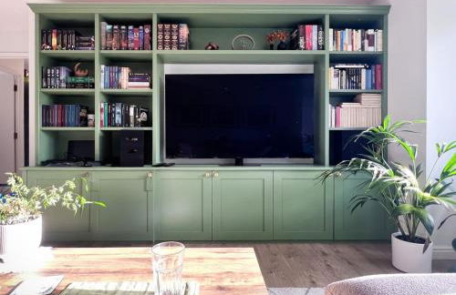 1 BR Flat with Free Parking 10 min to Colliers Wood - Foto 2